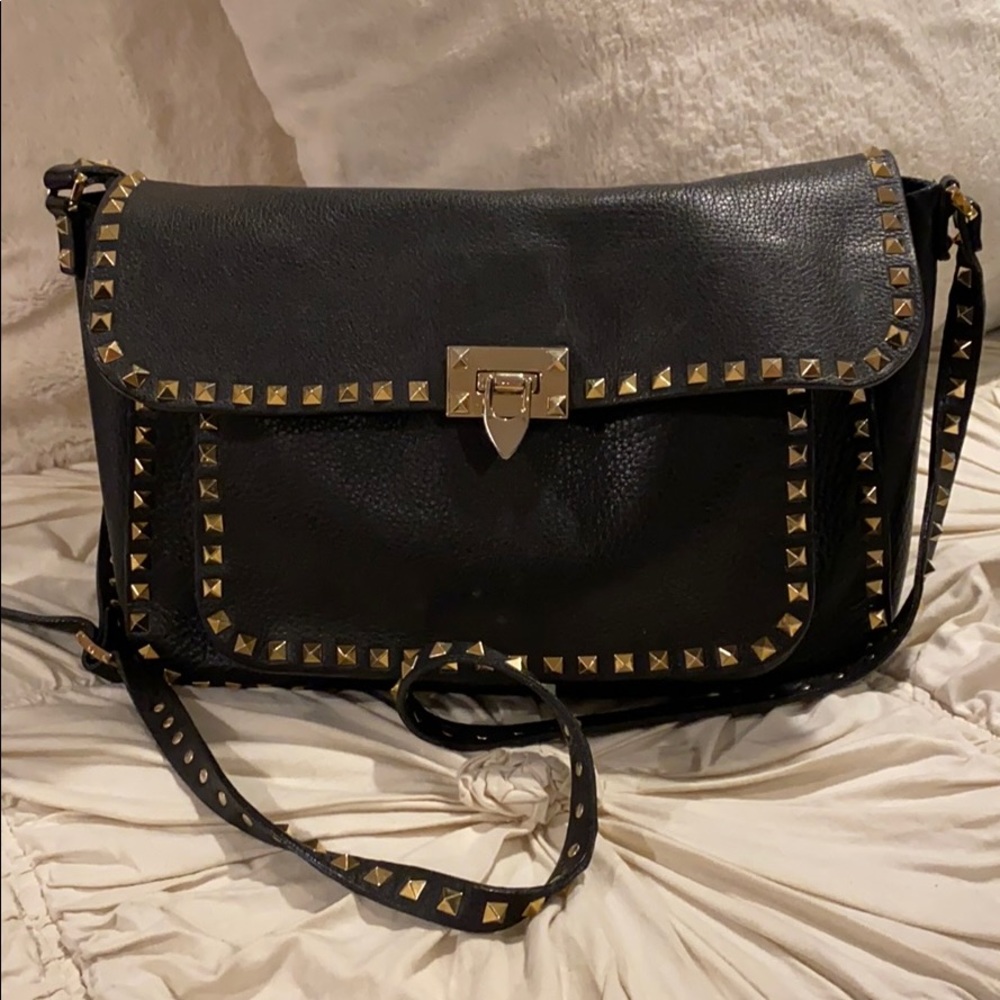 Valentino Rockstud flap bag . Authentic.